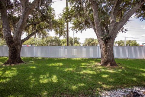 Condo in New Port Richey, Florida, 2 bedrooms  № 2156832 - photo 5