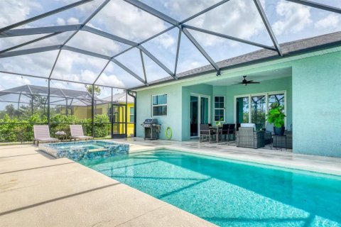 House in Rotonda, Florida 3 bedrooms, 173.82 sq.m. № 1900037 - photo 19
