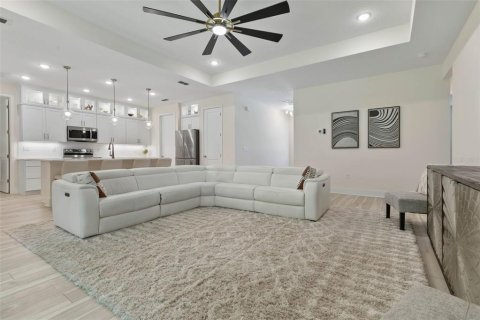 House in Ormond Beach, Florida 4 bedrooms, 197.6 sq.m. № 1807282 - photo 11