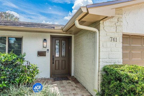 House in Maitland, Florida 4 bedrooms, 183.48 sq.m. № 2216178 - photo 3