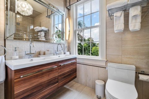 Купить виллу или дом в Палм-Бич, Флорида 6 комнат, 685.62м2, № 2087691 - фото 21