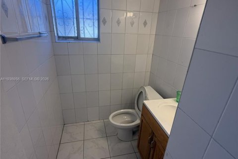 Touwnhouse à vendre à Miami Gardens, Floride: 3 chambres, 104.33 m2 № 1995446 - photo 6