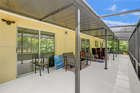 Villa ou maison à vendre à Coconut Creek, Floride: 3 chambres, 128.02 m2 № 1878896 - photo 30