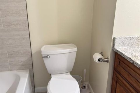 Townhouse in Tampa, Florida 2 bedrooms, 96.99 sq.m. № 1911966 - photo 17