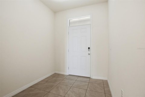 Adosado en alquiler en Wildwood, Florida, 3 dormitorios, 156.82 m2 № 2113838 - foto 5