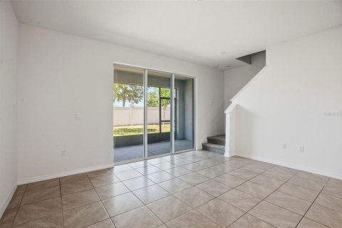 Adosado en alquiler en Wildwood, Florida, 3 dormitorios, 156.82 m2 № 2113838 - foto 11