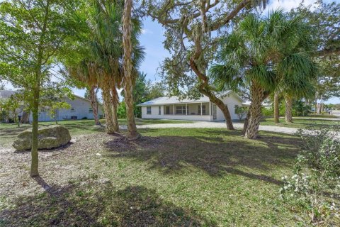 Villa ou maison à vendre à Bradenton, Floride: 2 chambres, 157.66 m2 № 2427473 - photo 3