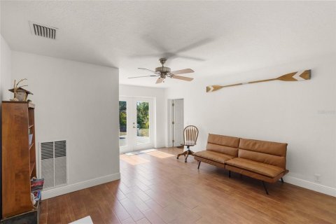 Villa ou maison à vendre à Bradenton, Floride: 2 chambres, 157.66 m2 № 2427473 - photo 18