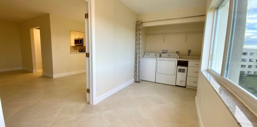 Condo in Lake Worth, Florida, 1 bedroom  № 941035