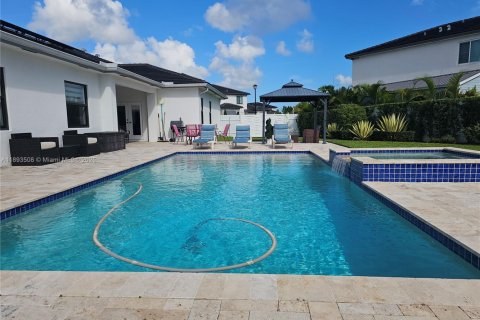 Villa ou maison à vendre à Miami, Floride: 4 chambres, 249.72 m2 № 1945532 - photo 25