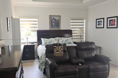 Villa ou maison à vendre à Miami, Floride: 4 chambres, 249.72 m2 № 1945532 - photo 20