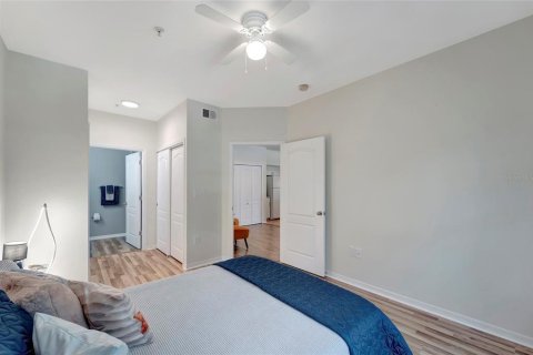 Condo in Sarasota, Florida, 1 bedroom  № 1876897 - photo 15