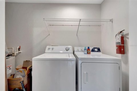 Condo in Sarasota, Florida, 1 bedroom  № 1876897 - photo 18