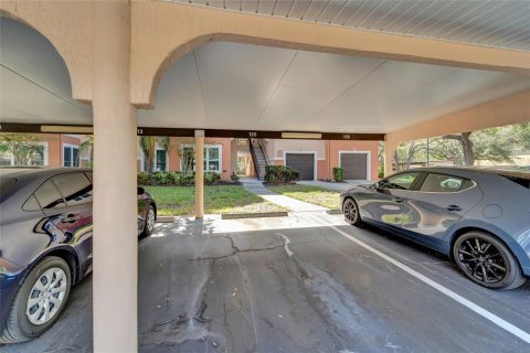 Condo in Sarasota, Florida, 1 bedroom  № 1876897 - photo 19