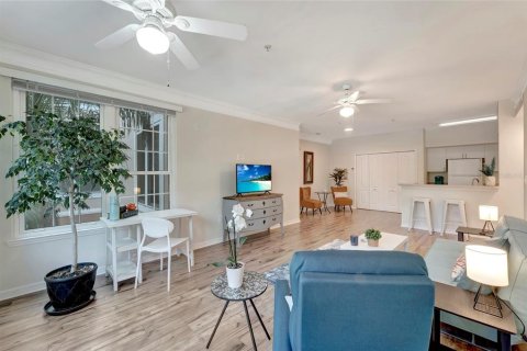 Condo in Sarasota, Florida, 1 bedroom  № 1876897 - photo 10