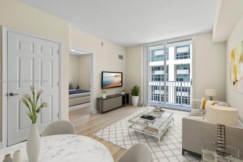 Condo in Miami, Florida, 1 bedroom  № 2075995 - photo 4
