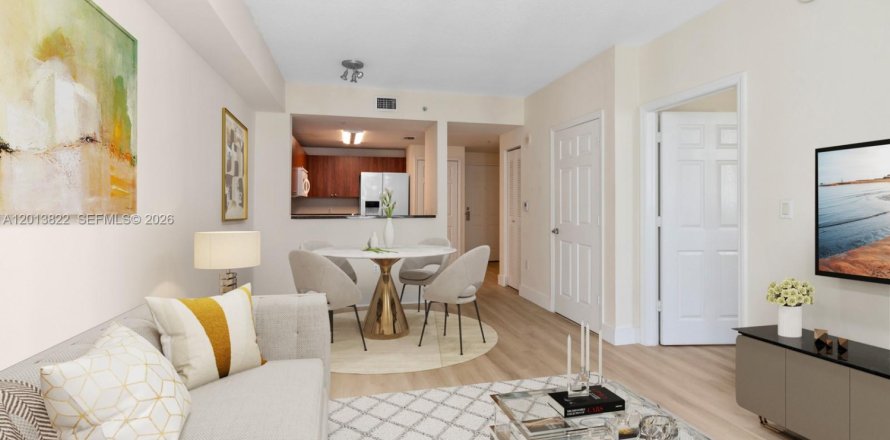 Condo in Miami, Florida, 1 bedroom  № 2075995