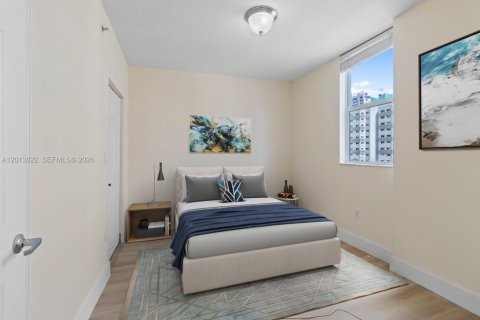 Condo in Miami, Florida, 1 bedroom  № 2075995 - photo 8