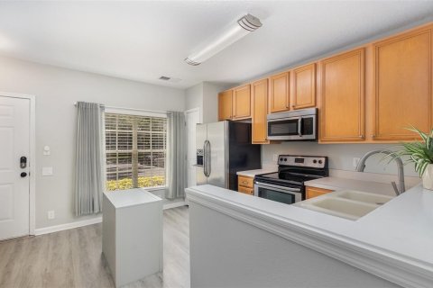 Adosado en venta en Lake Mary, Florida, 2 dormitorios, 101.73 m2 № 1780519 - foto 5