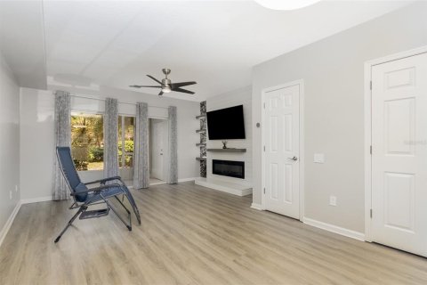 Touwnhouse à vendre à Lake Mary, Floride: 2 chambres, 101.73 m2 № 1780519 - photo 3
