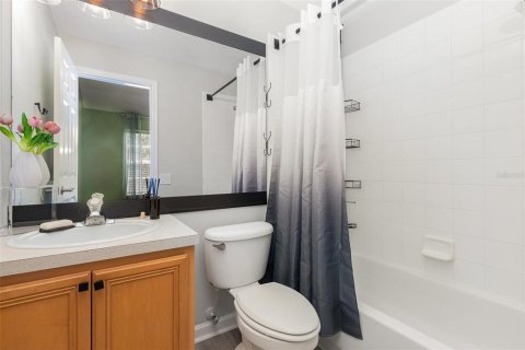 Adosado en venta en Lake Mary, Florida, 2 dormitorios, 101.73 m2 № 1780519 - foto 15