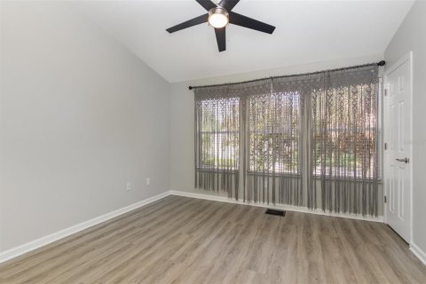 Adosado en venta en Lake Mary, Florida, 2 dormitorios, 101.73 m2 № 1780519 - foto 6