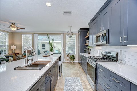 Touwnhouse à vendre à Tampa, Floride: 3 chambres, 134.89 m2 № 1904811 - photo 15