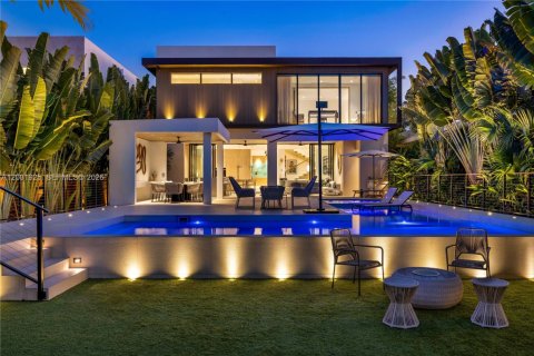 Villa ou maison à Miami, Floride 6 chambres, 517.28 m2 № 2170289