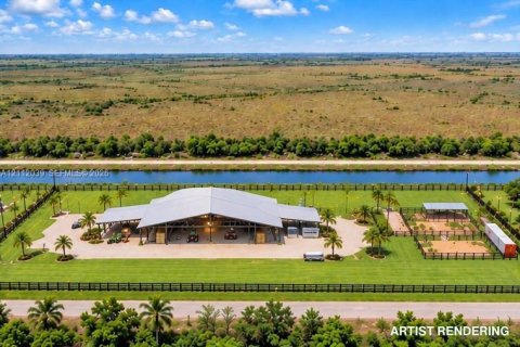 Propiedad comercial en venta en Homestead, Florida № 2432112 - foto 26