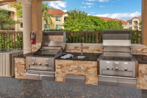 Condo in Boynton Beach, Florida, 1 bedroom  № 2378585 - photo 16