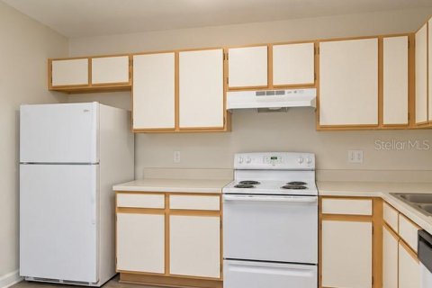 Touwnhouse à louer à Kissimmee, Floride: 2 chambres, 92.9 m2 № 2386766 - photo 3