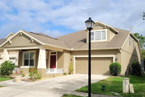 House in Orlando, Florida 4 bedrooms, 246.93 sq.m. № 1819197 - photo 1