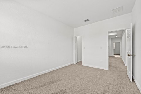 Townhouse in Homestead, Florida 4 bedrooms, 172.05 sq.m. № 1996024 - photo 23