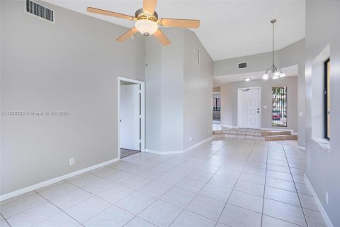 House in Boynton Beach, Florida 2 bedrooms, 103.49 sq.m. № 1806131 - photo 22