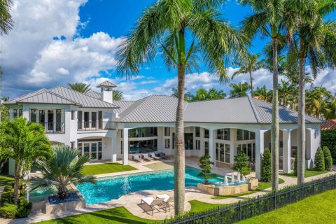 House in Fort Lauderdale, Florida 6 bedrooms, 768.02 sq.m. № 1952485 - photo 1
