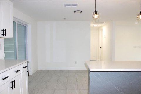 Casa en venta en Port Richey, Florida, 2 dormitorios, 91.04 m2 № 1826898 - foto 16