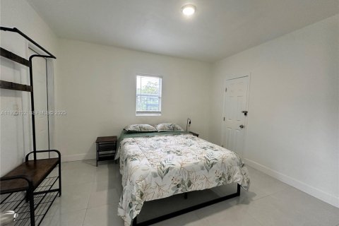 Снять в аренду виллу или дом в Майами, Флорида 4 спальни, 160.35м2, № 1989389 - фото 15