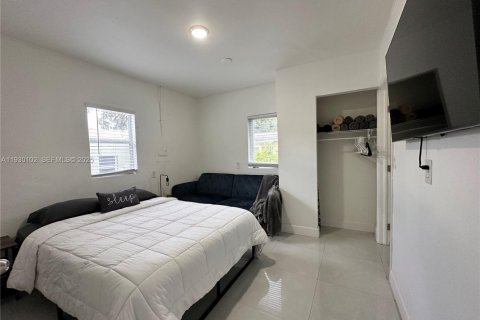 Снять в аренду виллу или дом в Майами, Флорида 4 спальни, 160.35м2, № 1989389 - фото 9