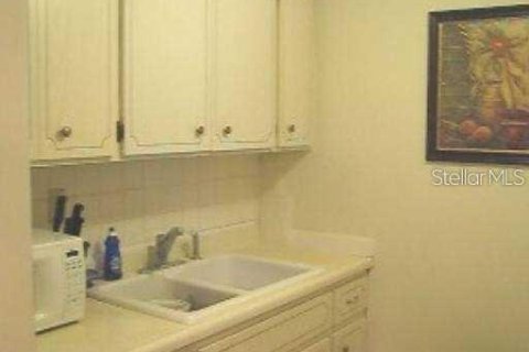 Condo in Clearwater, Florida, 1 bedroom  № 1507756 - photo 8