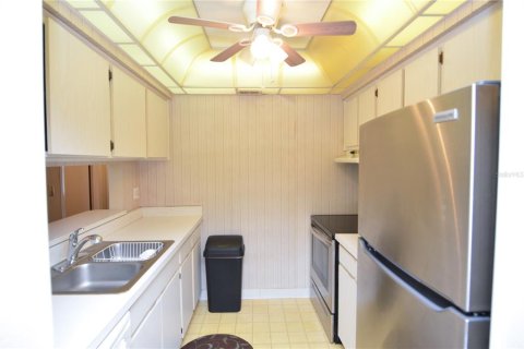 Condominio en alquiler en Largo, Florida, 2 dormitorios, 91.69 m2 № 1919154 - foto 7