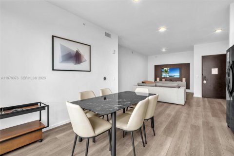 Apartment in Miami, Florida 3 bedrooms, 106.84 sq.m. № 2040671 - photo 17