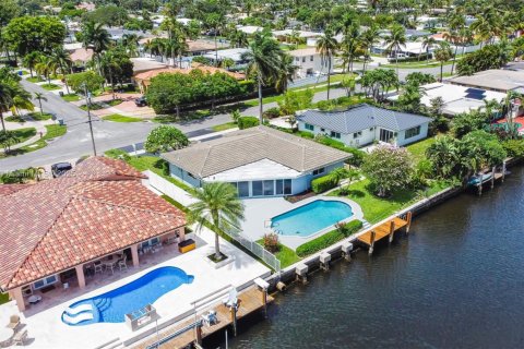 House in Pompano Beach, Florida 2 bedrooms, 164.44 sq.m. № 1806331 - photo 29