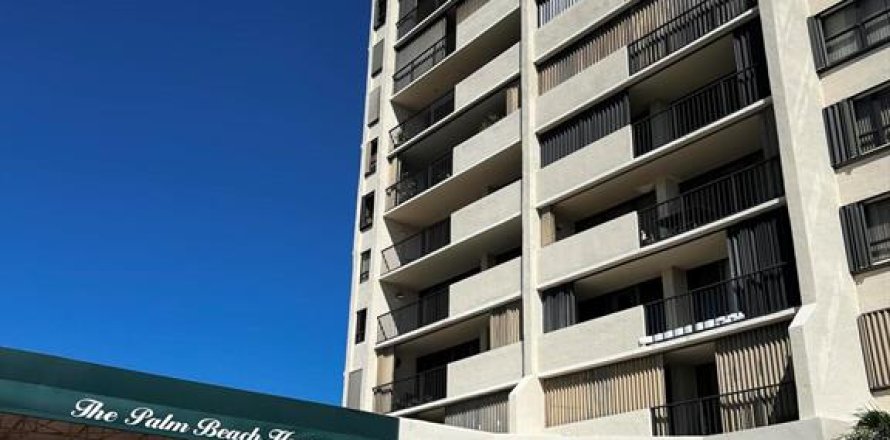 Condominio en West Palm Beach, Florida, 2 dormitorios № 672951
