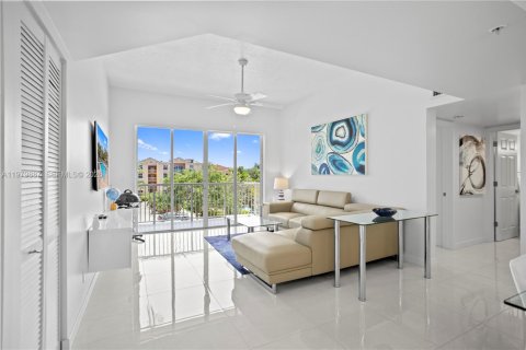 Copropriété à louer à Dania Beach, Floride: 2 chambres, 100.15 m2 № 2046259 - photo 10