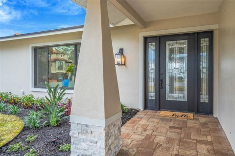 House in Treasure Island, Florida 3 bedrooms, 196.77 sq.m. № 2093257 - photo 7