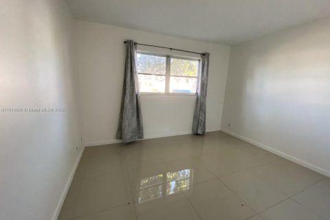 Copropriété à vendre à Margate, Floride: 2 chambres, 92.9 m2 № 1966376 - photo 10