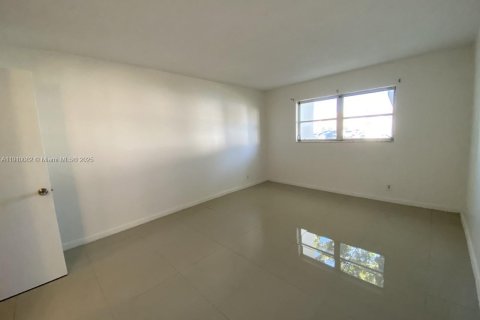 Copropriété à vendre à Margate, Floride: 2 chambres, 92.9 m2 № 1966376 - photo 12