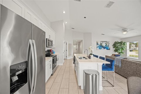Купить виллу или дом в Делтона, Флорида 8 комнат, 147.99м2, № 1640982 - фото 11