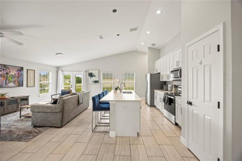 Купить виллу или дом в Делтона, Флорида 8 комнат, 147.99м2, № 1640982 - фото 6