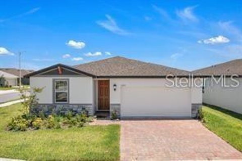 Casa en alquiler en Winter Haven, Florida, 3 dormitorios, 139.91 m2 № 1797903 - foto 1